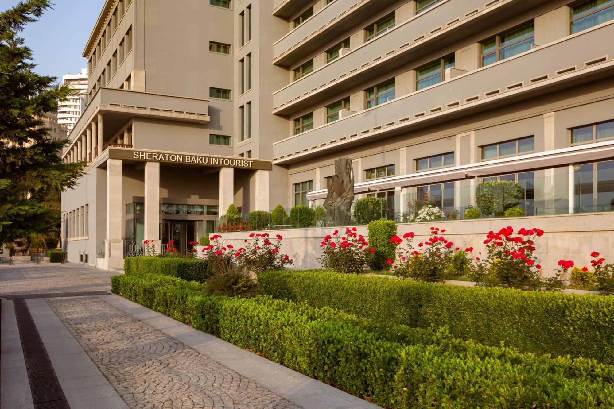 Sheraton Baku Intourist Hotel Exterior photo