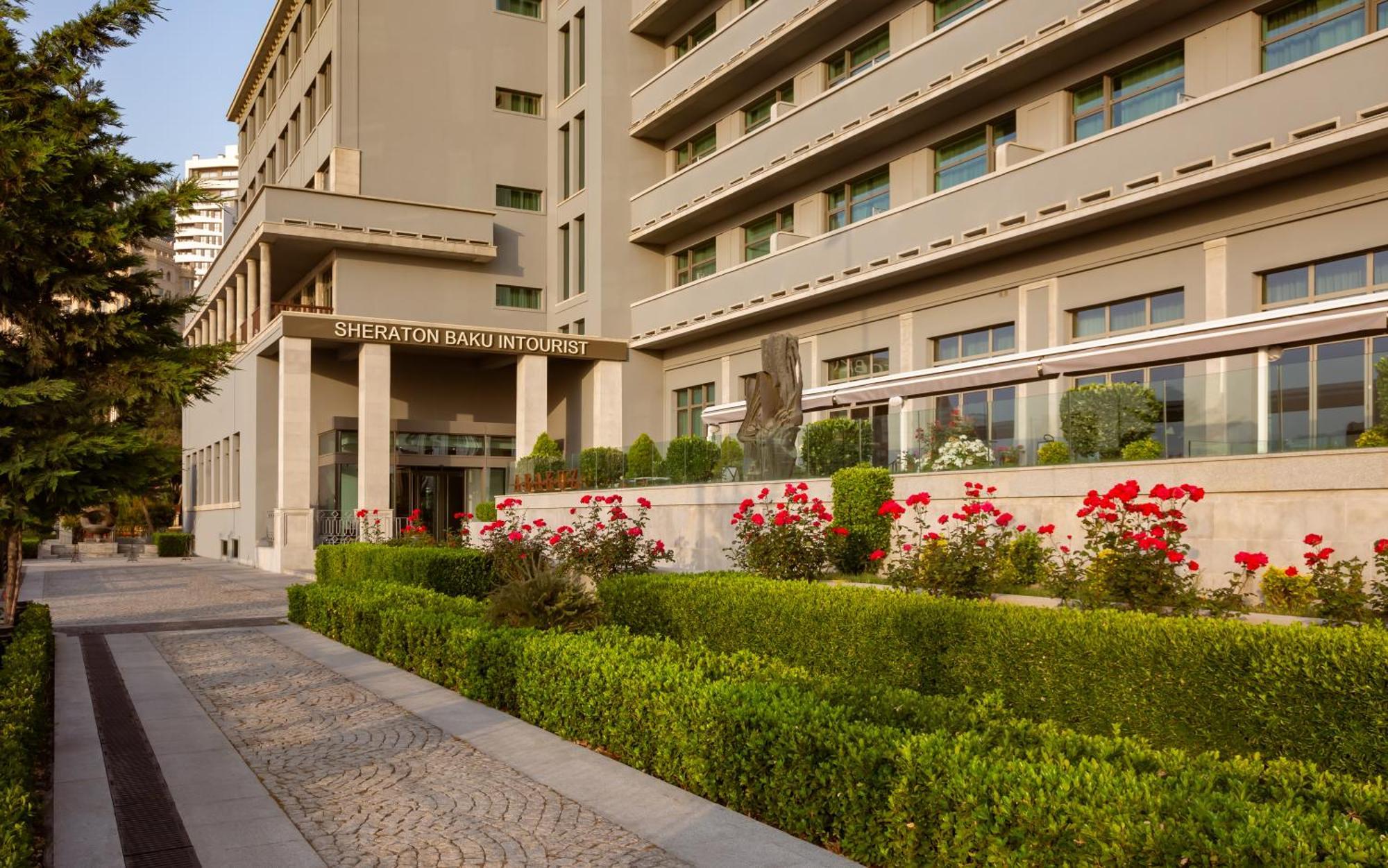 Sheraton Baku Intourist Hotel Exterior photo